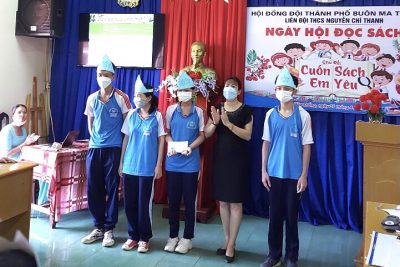 Em vui học toán.